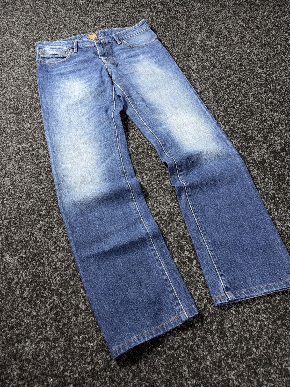 Hugo Boss Luxury Hugo Boss Orange Vintage Y2K Straight Fade Jeans W30 Size US 30 / EU 46 - 2 Thumbnail