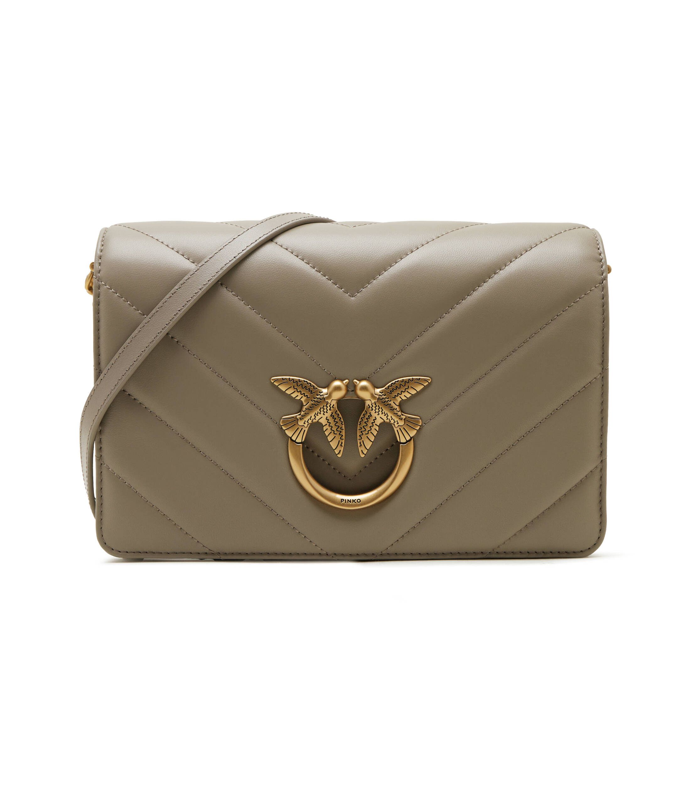 o1s22i1n0824 Size: OS / Big Chevron Bag in Grey