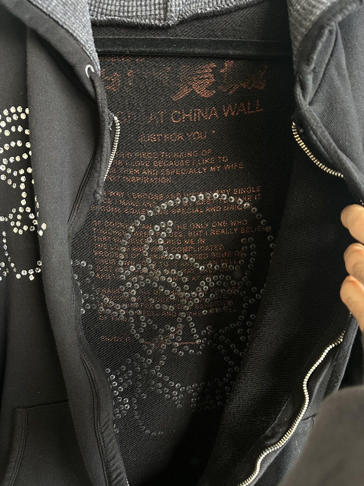 The Great China Wall Black Great China Wall Hand Studded Skull Hoodie Size US L / EU 52-54 / 3 - 4 Thumbnail