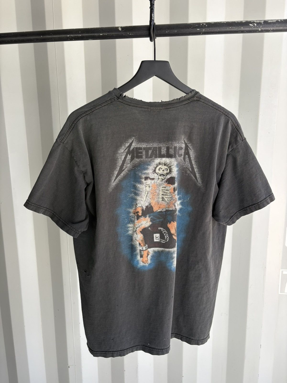 Band Tees Vintage Metallica Metal Up Shirt Faded Distressed Grunge Size US XL / EU 56 / 4 - 4 Thumbnail