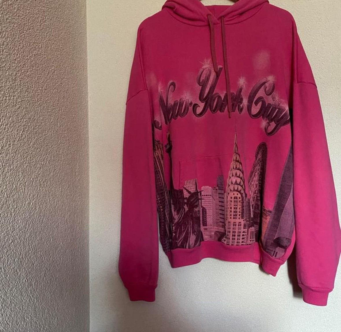 Balenciaga Balenciaga NYC New York City Hoodie Size US S / EU 44-46 / 1 - 2 Thumbnail