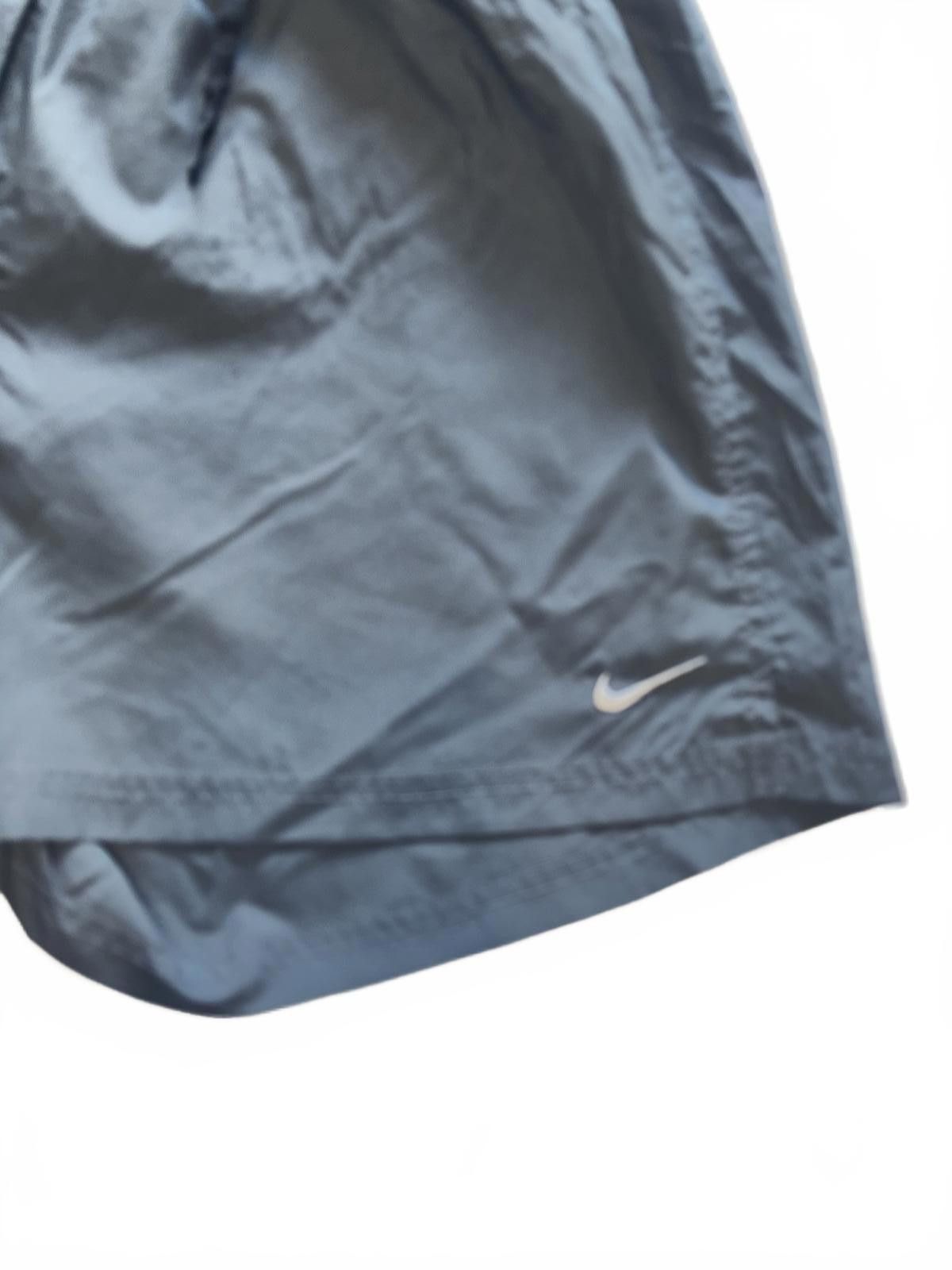Nike Nike Womens Athletic Shorts - Lightweight & Comfortable Size 32" / US 10 / IT 46 - 2 Thumbnail