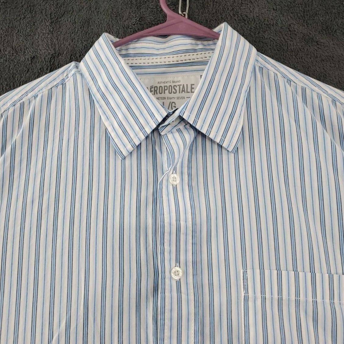 Aeropostale Aeropostale 1987 Button-Up Shirt Striped Blue White Size XL Men’s Regular Cotton Casual Size US XL / EU 56 / 4 - 2 Thumbnail