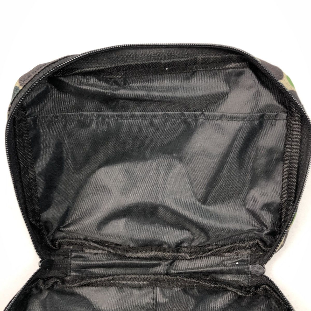 Bape A BATHING APE MEGAZINE BAPE TOILETRIES BAG Size ONE SIZE - 10 Thumbnail