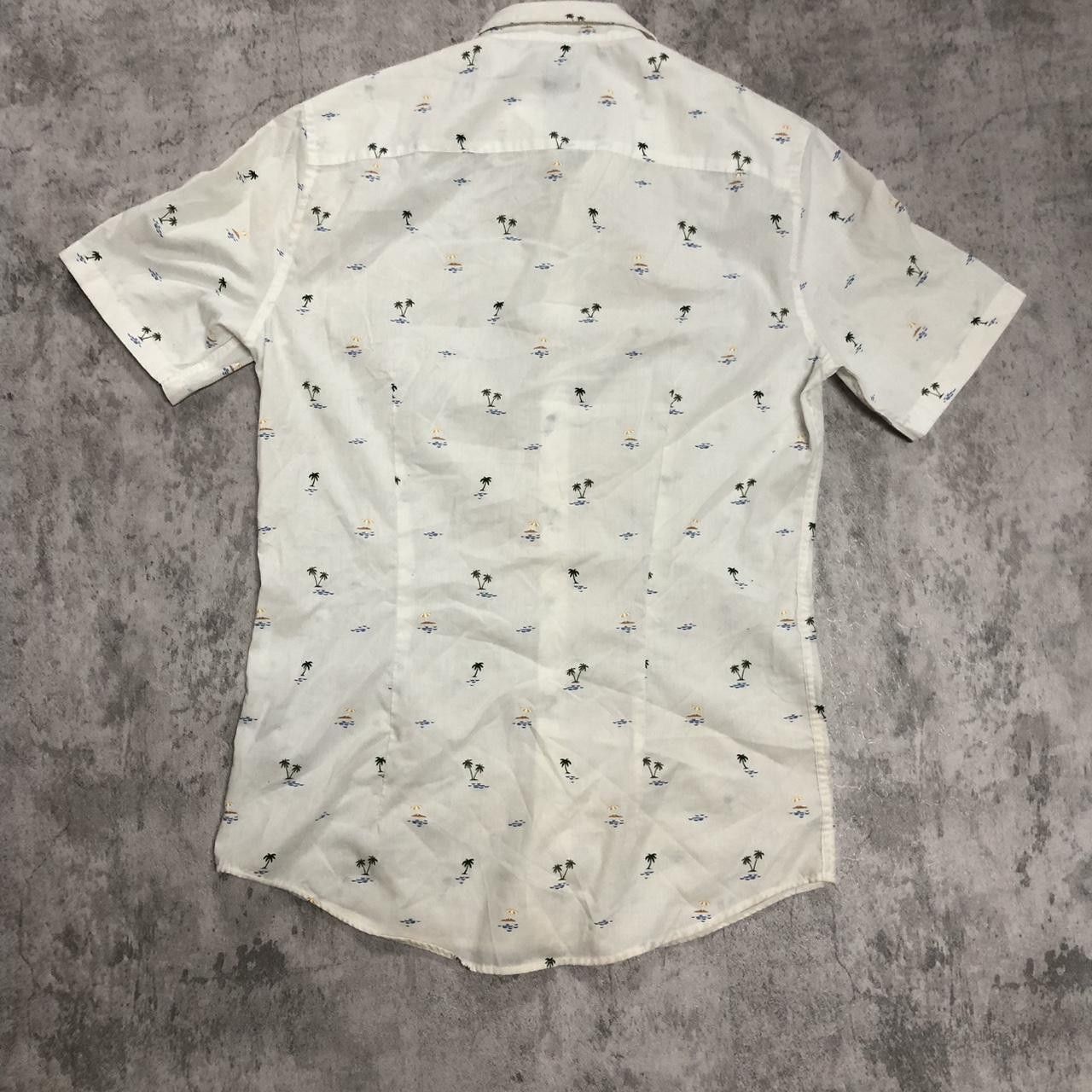 Other White and blue short sleeve button-up shirt #casual Size US S / EU 44-46 / 1 - 4 Thumbnail