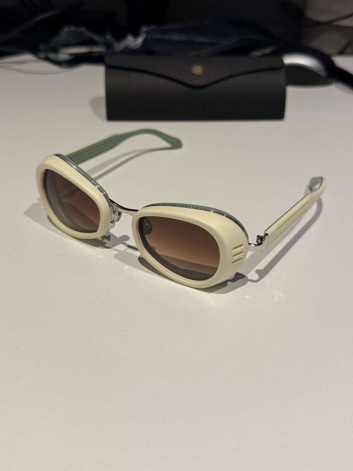 Matsuda BEAUTIFUL limited edition Matsuda sunglasses Size ONE SIZE - 1 Thumbnail