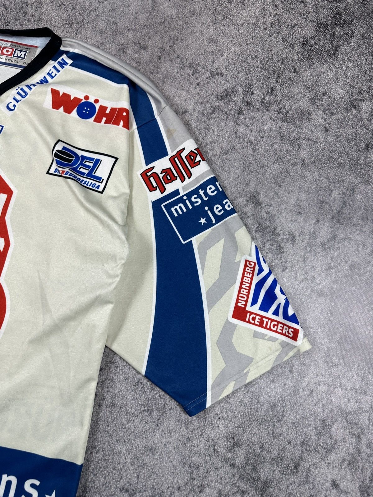 Ccm Vintage CCM Nurnberg Ice Tigers 19 Leeb Hockey Jersey Rare Size US XXL / EU 58 / 5 - 4 Thumbnail