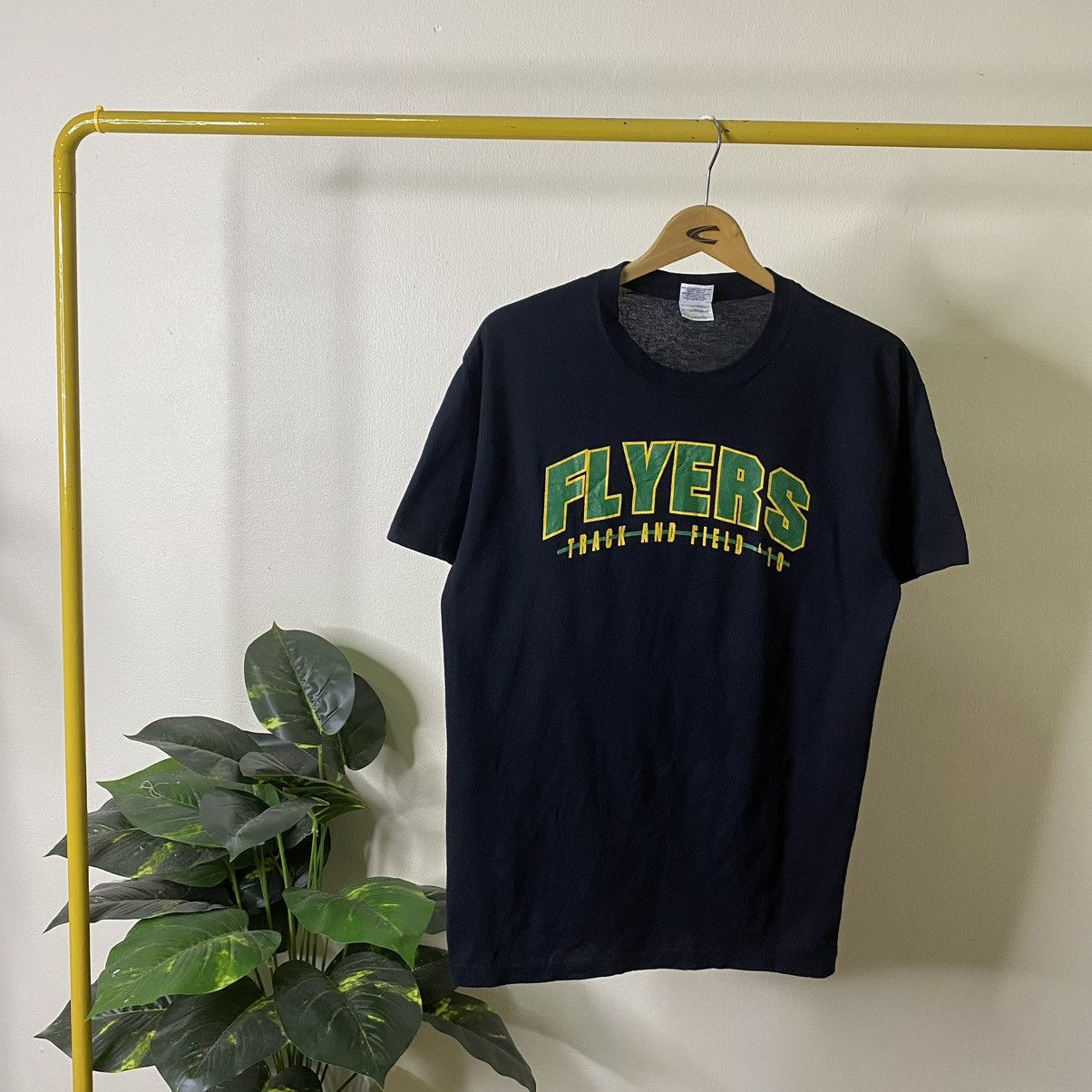 NCAA 2010 Dayton Flyers Do Your Shoes Have Wings NCAA Tee Size US M / EU 48-50 / 2 - 5 Thumbnail