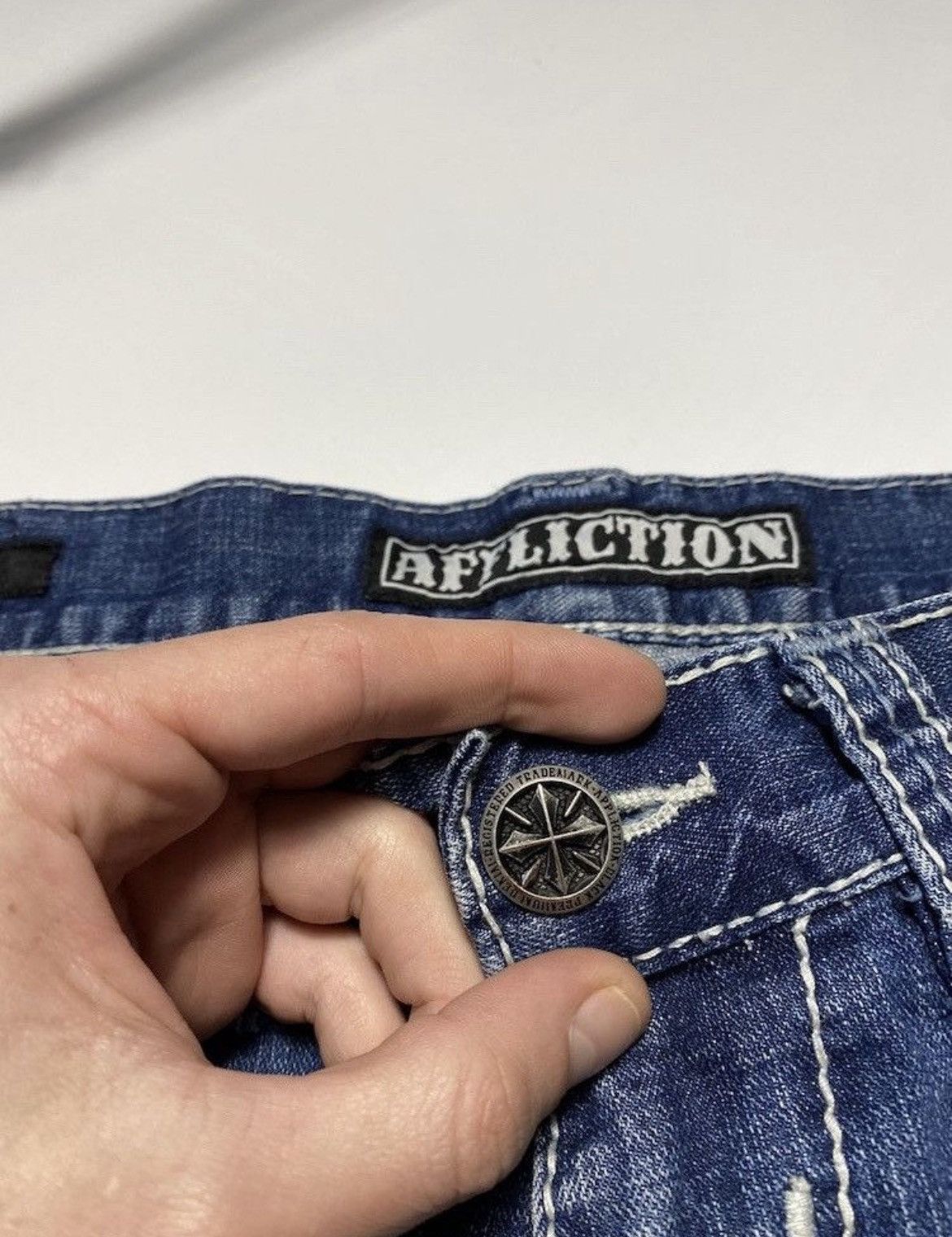 Affliction Y2K Affliction Cross Embroidered Logo Jeans Like Chrome Size US 32 / EU 48 - 14 Thumbnail