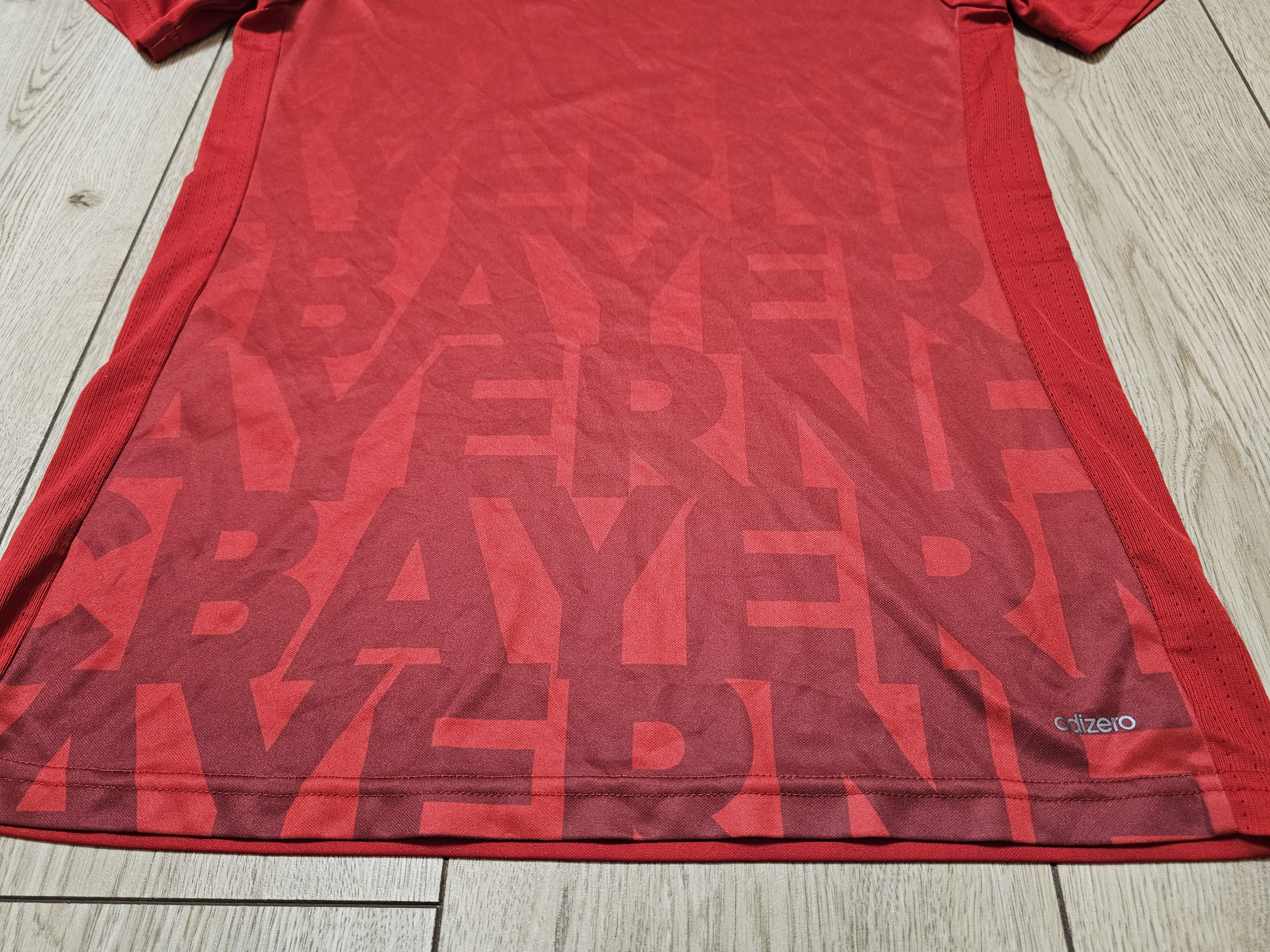 Adidas BAYERN MUNICH 2015 TRAINING FOOTBALL SHIRT SOCCER JERSEY Size US M / EU 48-50 / 2 - 5 Thumbnail