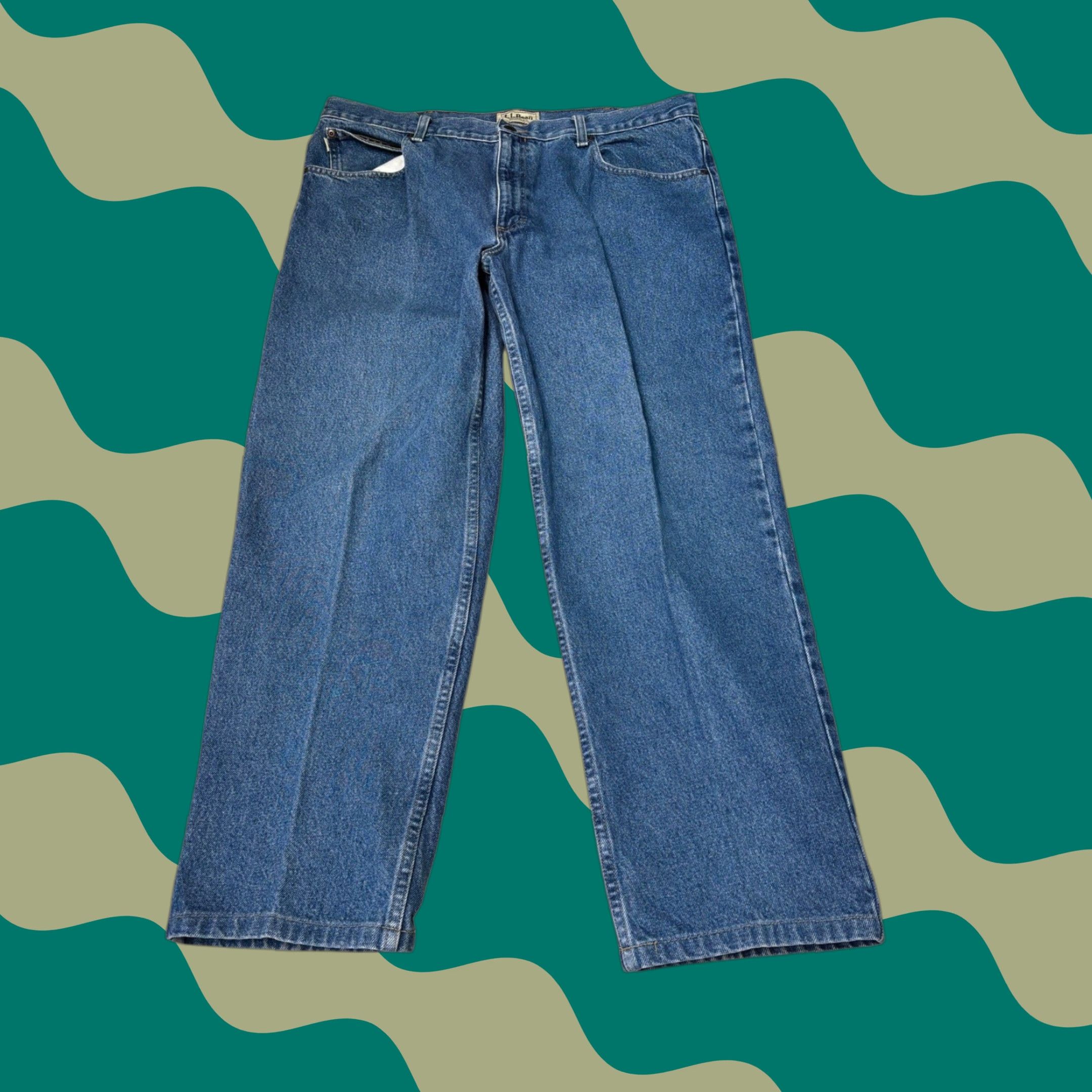 Vintage LL Bean Natural Fit Mens Jeans 40x28 Blue 100% Cotton Denim Straight Relaxed Five-Pocket Zip Button Closure Leather Patch Mens Size US 40 / EU 56 - 1 Thumbnail