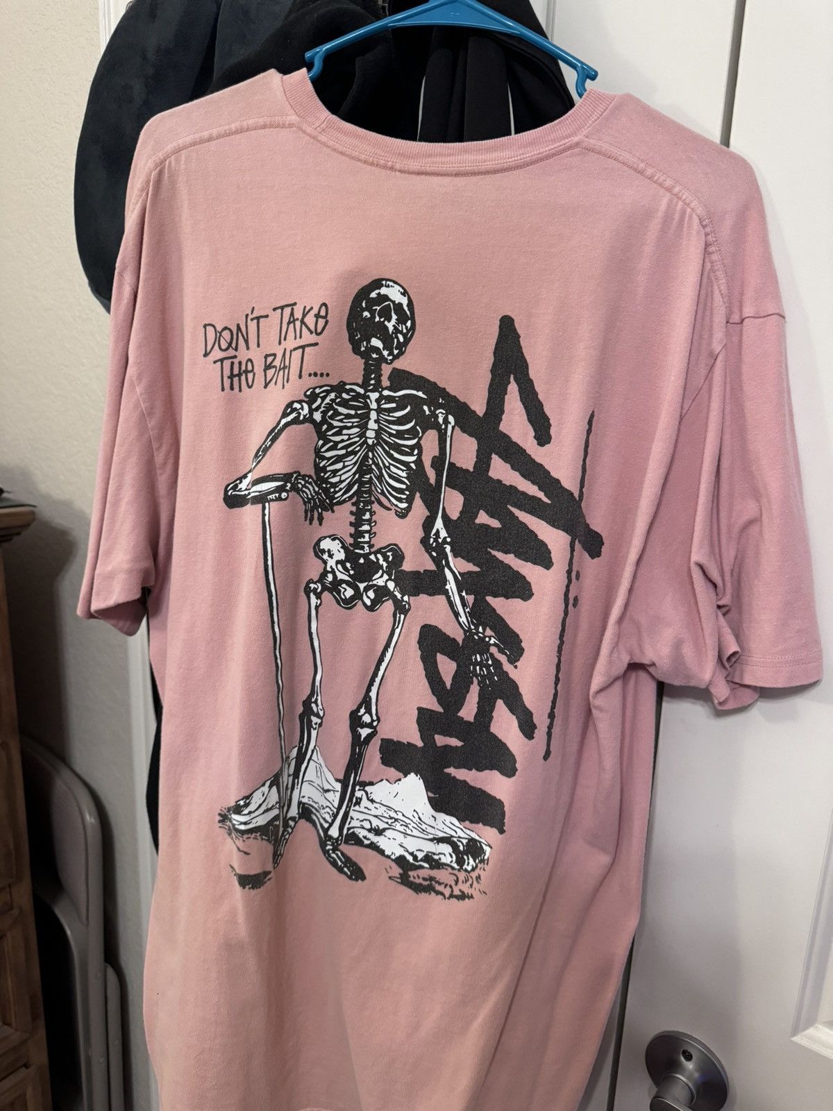 Stussy stussy “DONT TAKE THE BAIT” tshirt Size US L / EU 52-54 / 3 - 5 Thumbnail