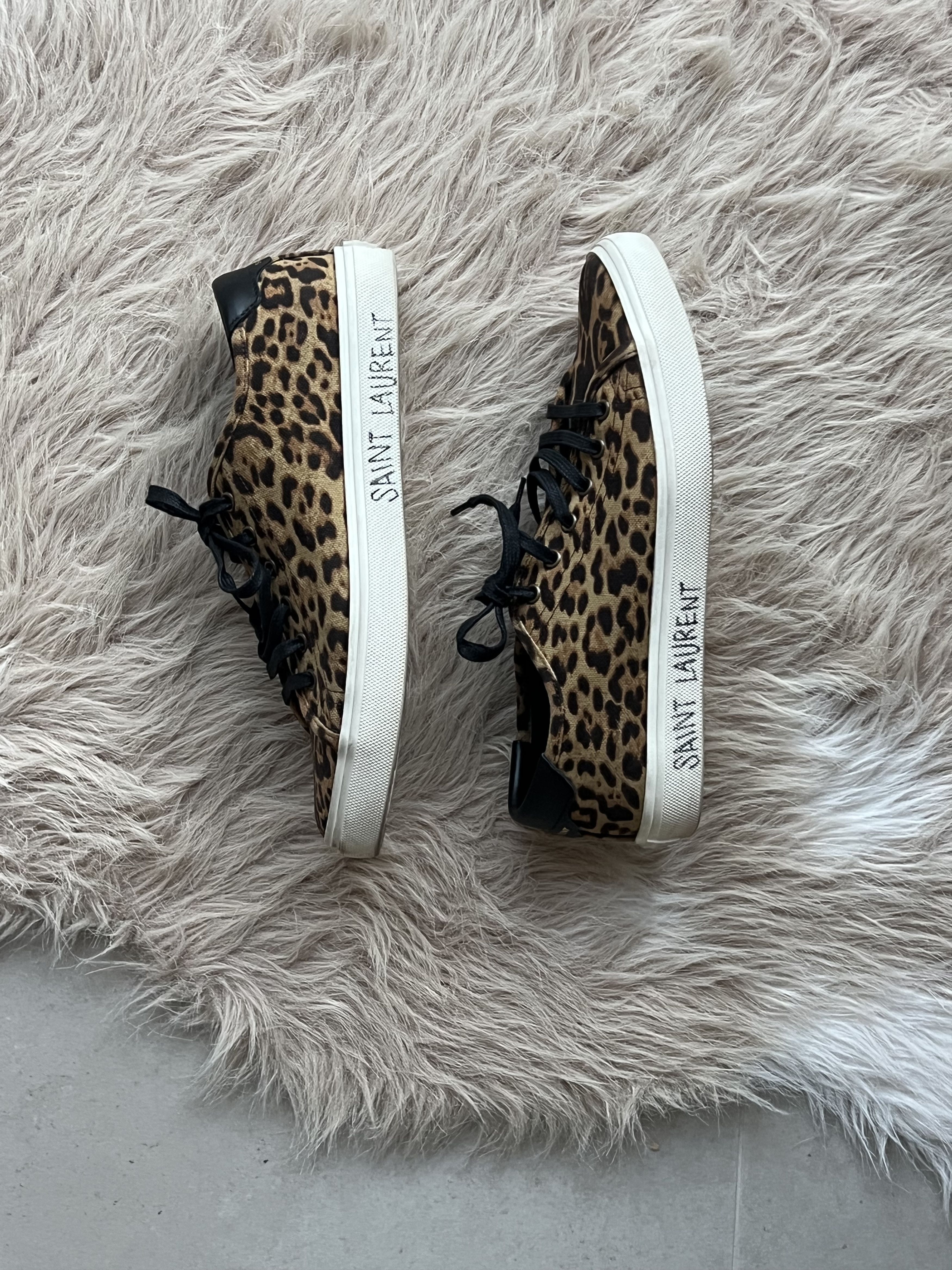 Yves Saint Laurent Saint Laurent Malibu Leopard Low Sneakers 606446 - Size: 39 Size US 9 / IT 39 - 1 Thumbnail