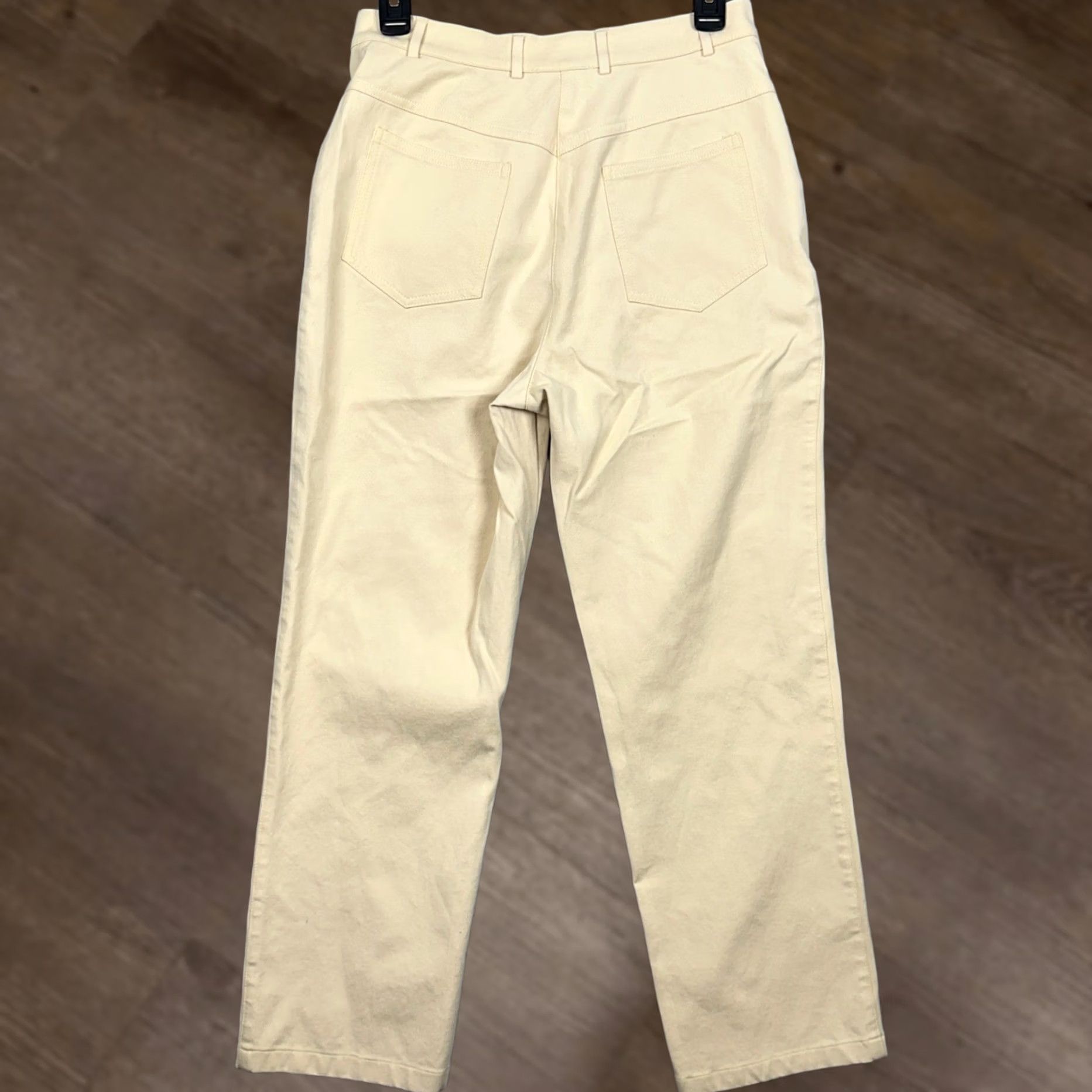 Vintage St John Sport Marie Gray Khakis Pants Womens 6 Yellow Straight Fit Stretch EUC Size 28" / US 6 / IT 42 - 1 Thumbnail
