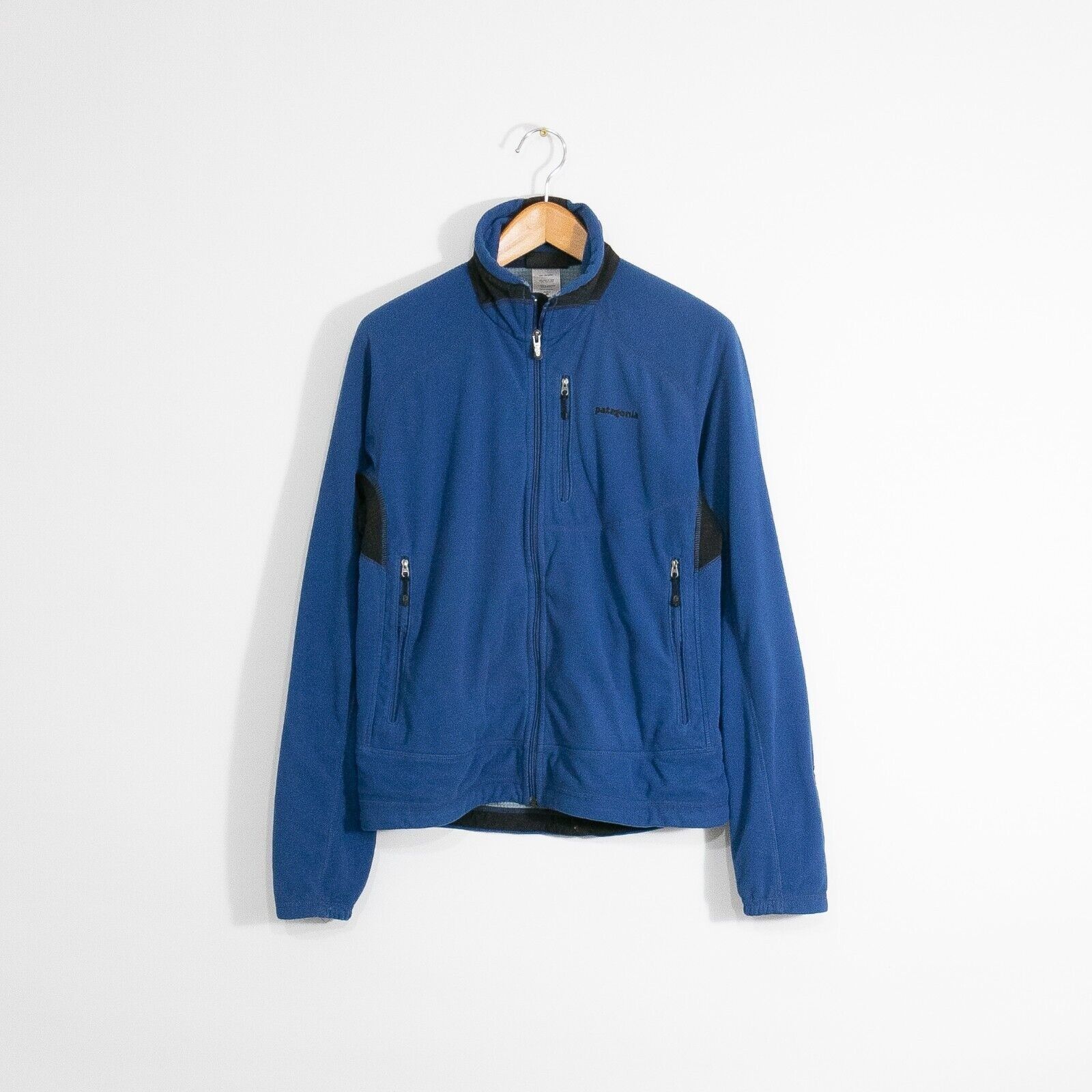 Patagonia Patagonia Regulator Fleece Jacket Mens Medium - Full Zip R4 Size US M / EU 48-50 / 2 - 1 Thumbnail