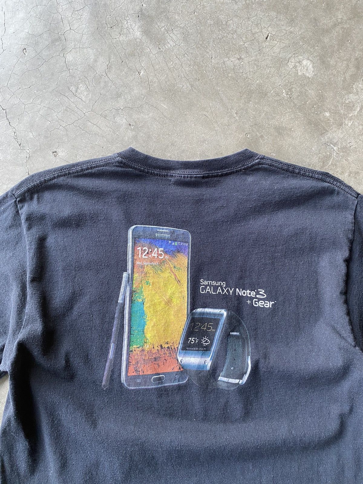 Vintage Vintage Samsung Galaxy Note 3 Promo Tee Size US M / EU 48-50 / 2 - 5 Thumbnail