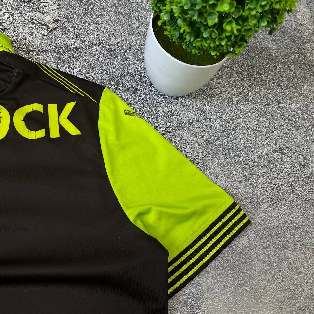 Macron Sporting 2017/2018 Away Football Jersey Soccer T-Shirt Size US S / EU 44-46 / 1 - 2 Thumbnail