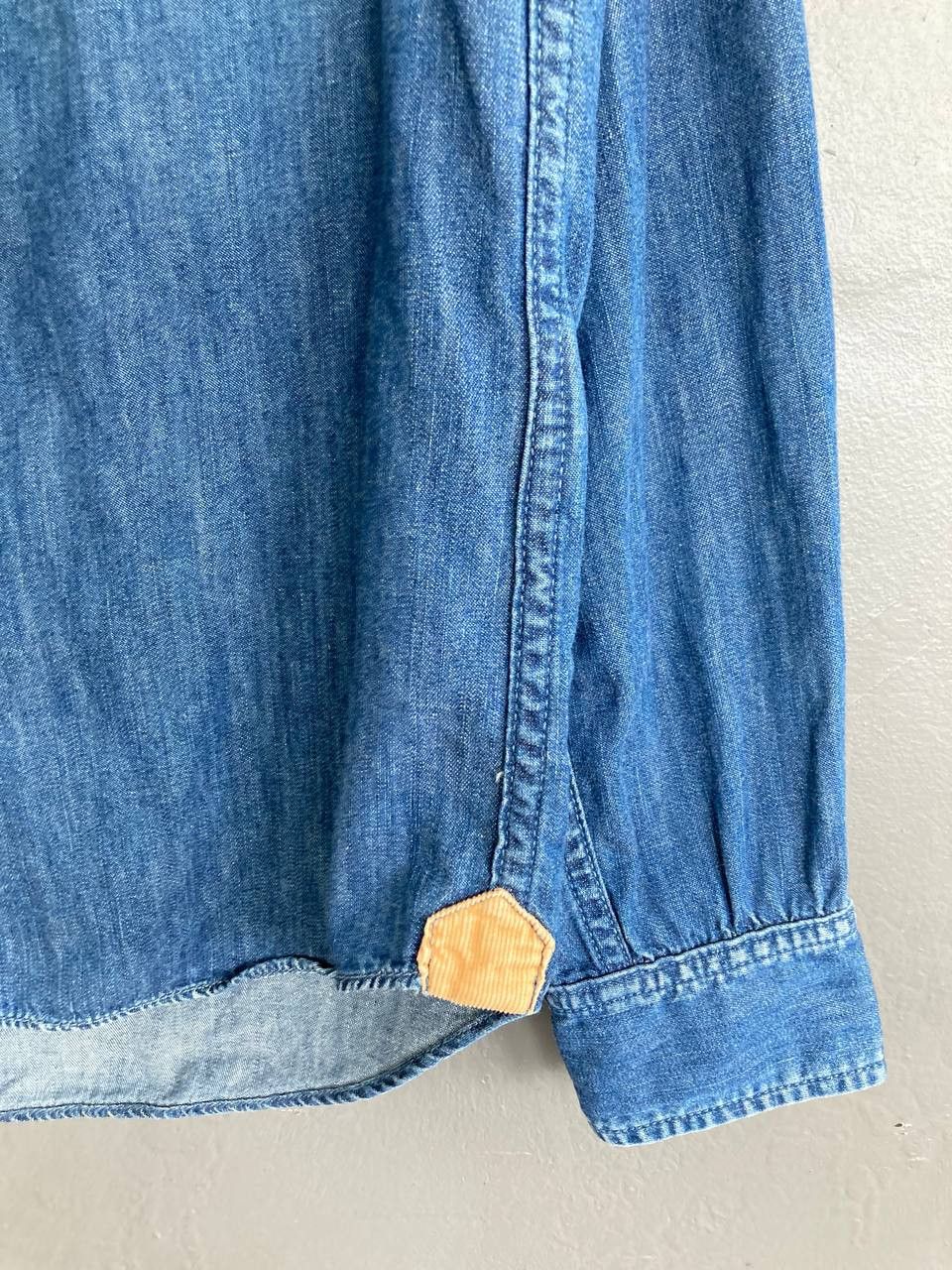 White Mountaineering White Mountaineering Denim Shirt Size US S / EU 44-46 / 1 - 4 Thumbnail