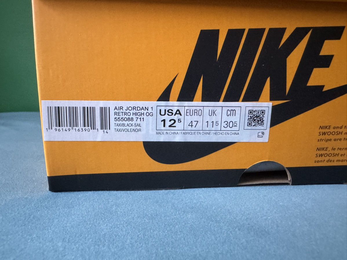 Jordan Brand Nike Air Jordan 1 High Taxi 2022 Size US 12.5 / EU 45-46 - 6 Thumbnail
