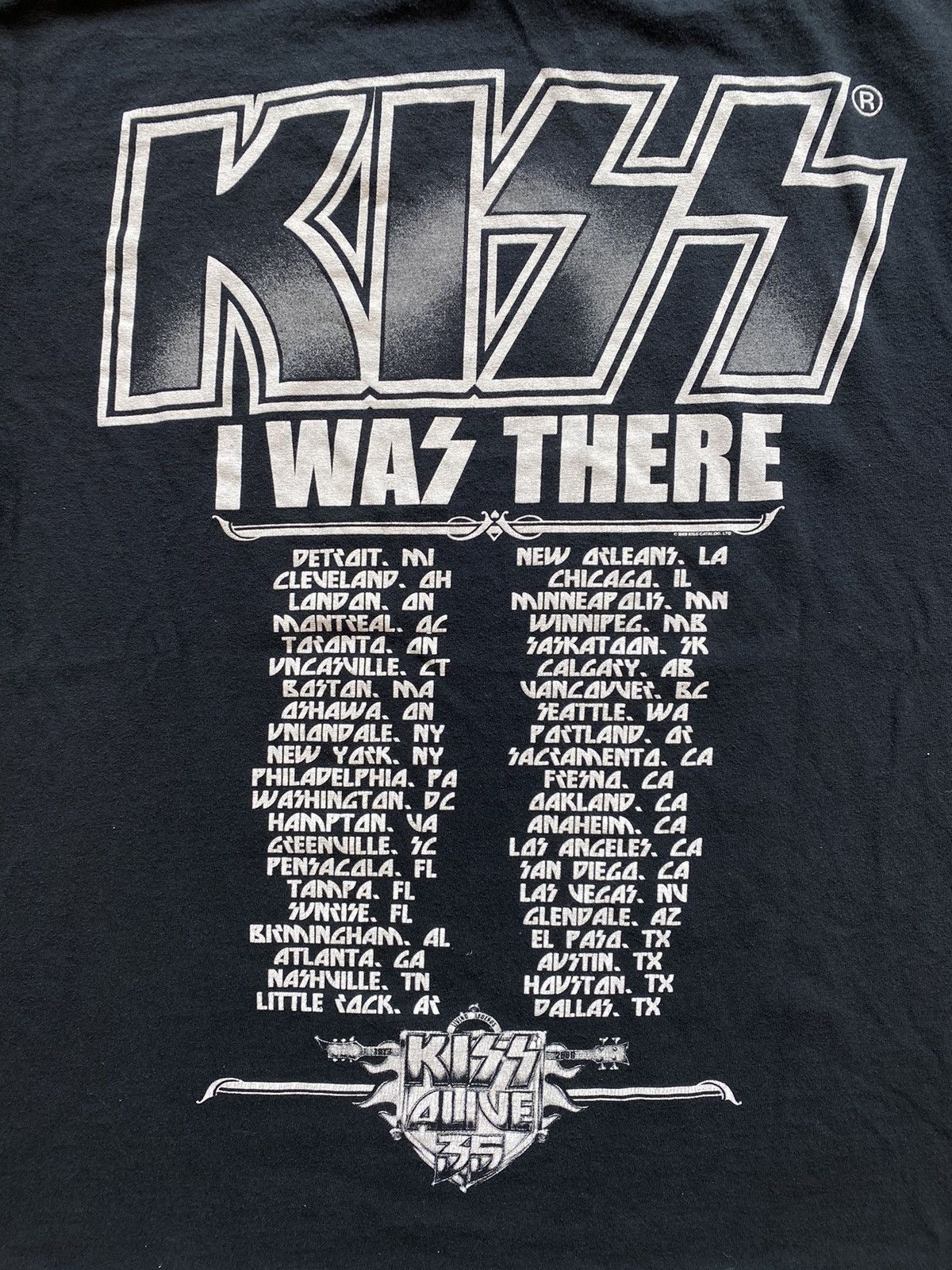 Vintage 2009 Vintage Kiss T-Shirt Size US L / EU 52-54 / 3 - 4 Thumbnail
