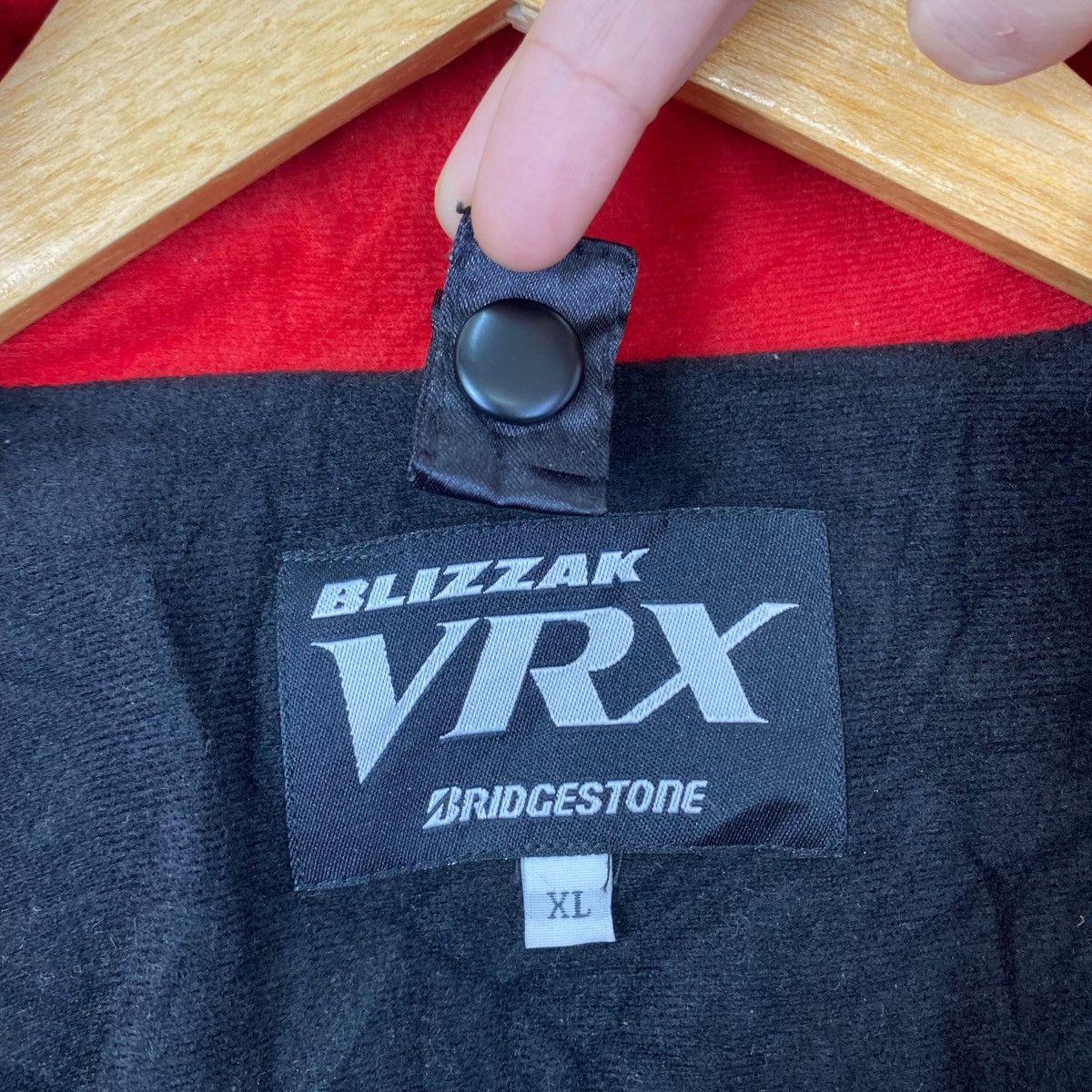 Vintage BLIZZAK VRX BRIDGESTONE Racing Team Formula1 Windbreaker Size US XL / EU 56 / 4 - 10 Thumbnail