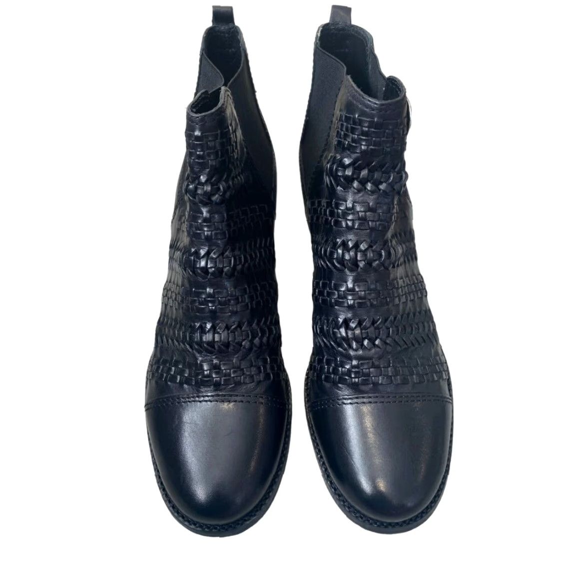 Brighton Brighton Galore Boots Women Bootie Black Woven Leather Button Breathable Block Heel 7.5 Vintage No Size US 8 / IT 38 - 2 Thumbnail