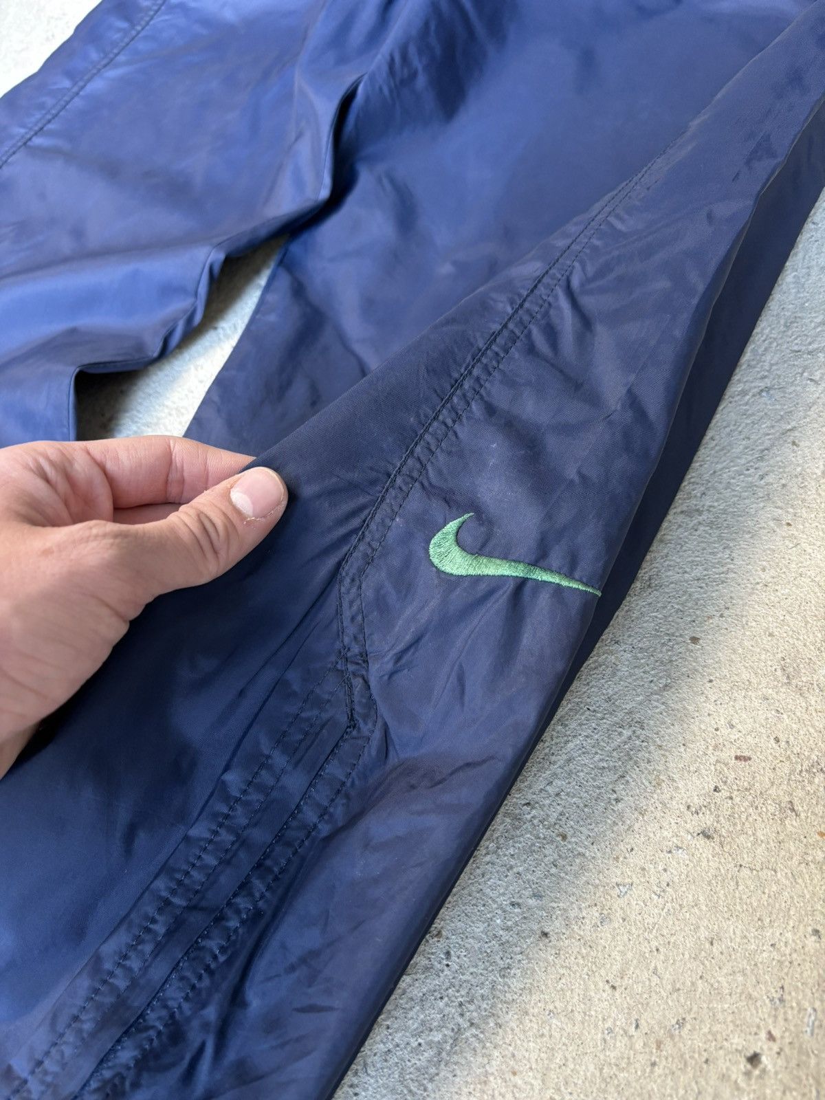 Nike × Vintage Nike Vintage y2k Trackpants Mini swoosh ⭐️RARE⭐️ blue M Size US 32 / EU 48 - 5 Thumbnail