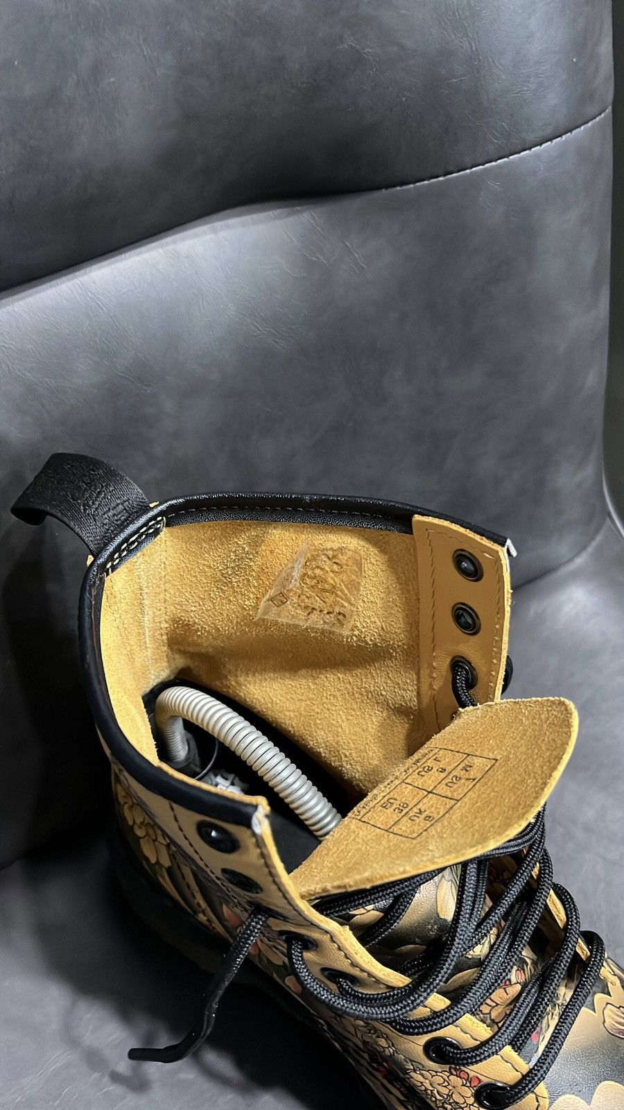 Dr. Martens × Evisu × Japanese Brand Doc Dr. Martens X Evisu Wagara Tatto Sleeve Koi Fish boots Size US 7 / EU 40 - 7 Thumbnail