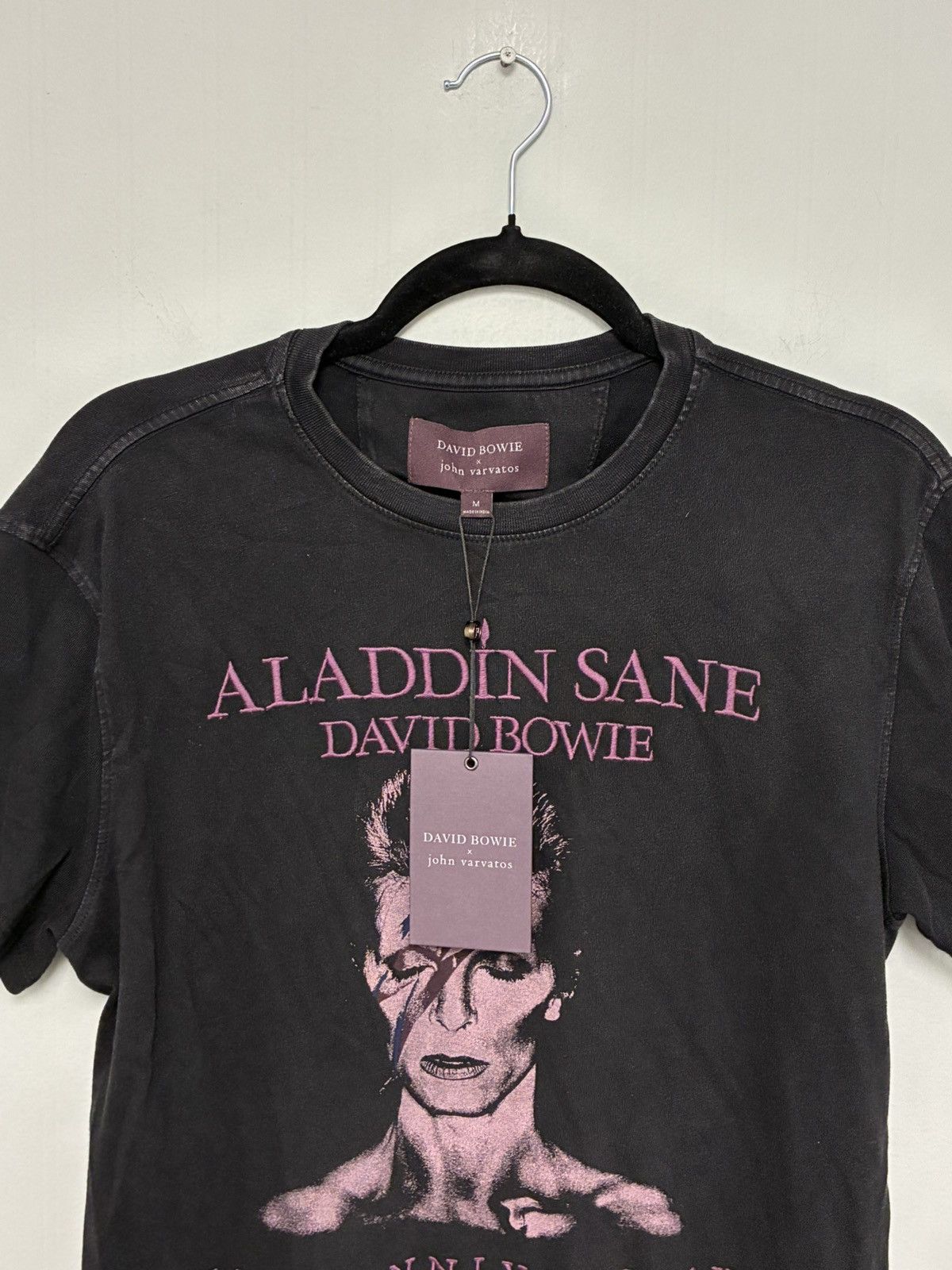 John Varvatos David Bowie Aladdin Sane Tee medium Size US M / EU 48-50 / 2 - 13 Thumbnail