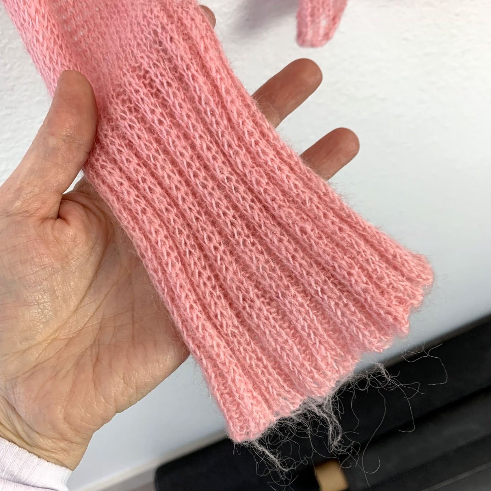 Vintage VINTAGE Pout Pink Mohair Blend Sheer Off Shoulder Cable Knit Sweater L Balletcore Y2K Womens Pullover Off the Shoulder Long Sleeve Bell Sleeve Size L / US 10 / IT 46 - 3 Thumbnail