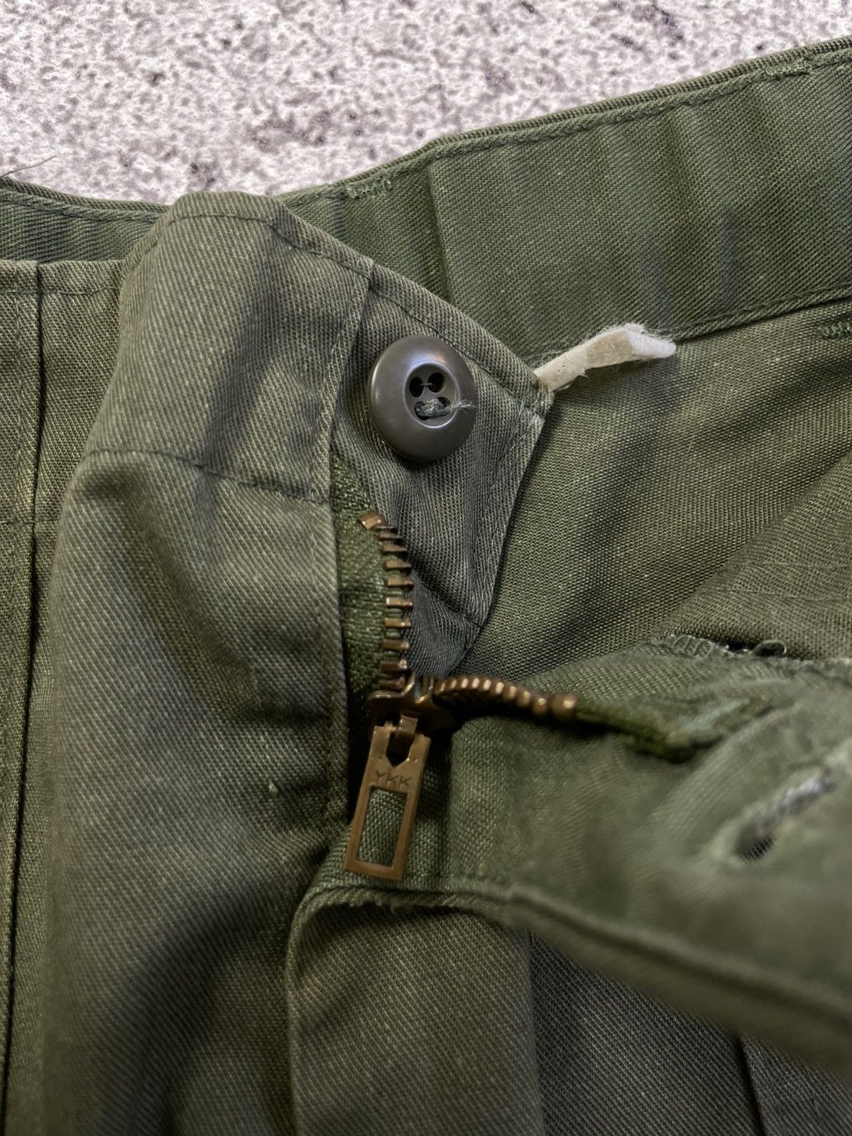 Vintage Vintage US Army Military OG-507 Fatigue Pants Shorts Size US 27 - 5 Thumbnail
