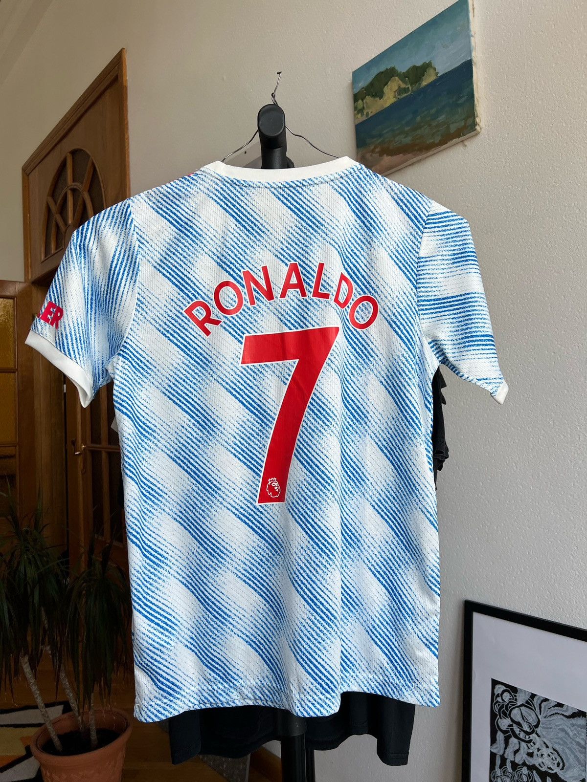 Nike NWT Adidas Manchester United Ronaldo 7 Soccer Jersey Size US S / EU 44-46 / 1 - 1 Thumbnail