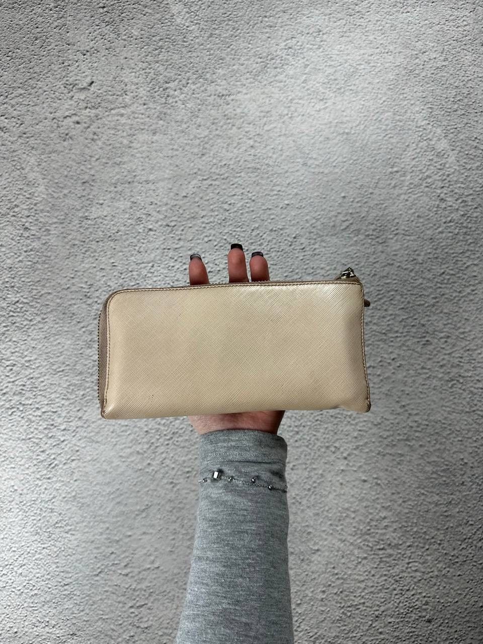 Salvatore Ferragamo Vintage Salvatore Ferragamo Leather Beige Wallet Old Money Size ONE SIZE - 2 Thumbnail