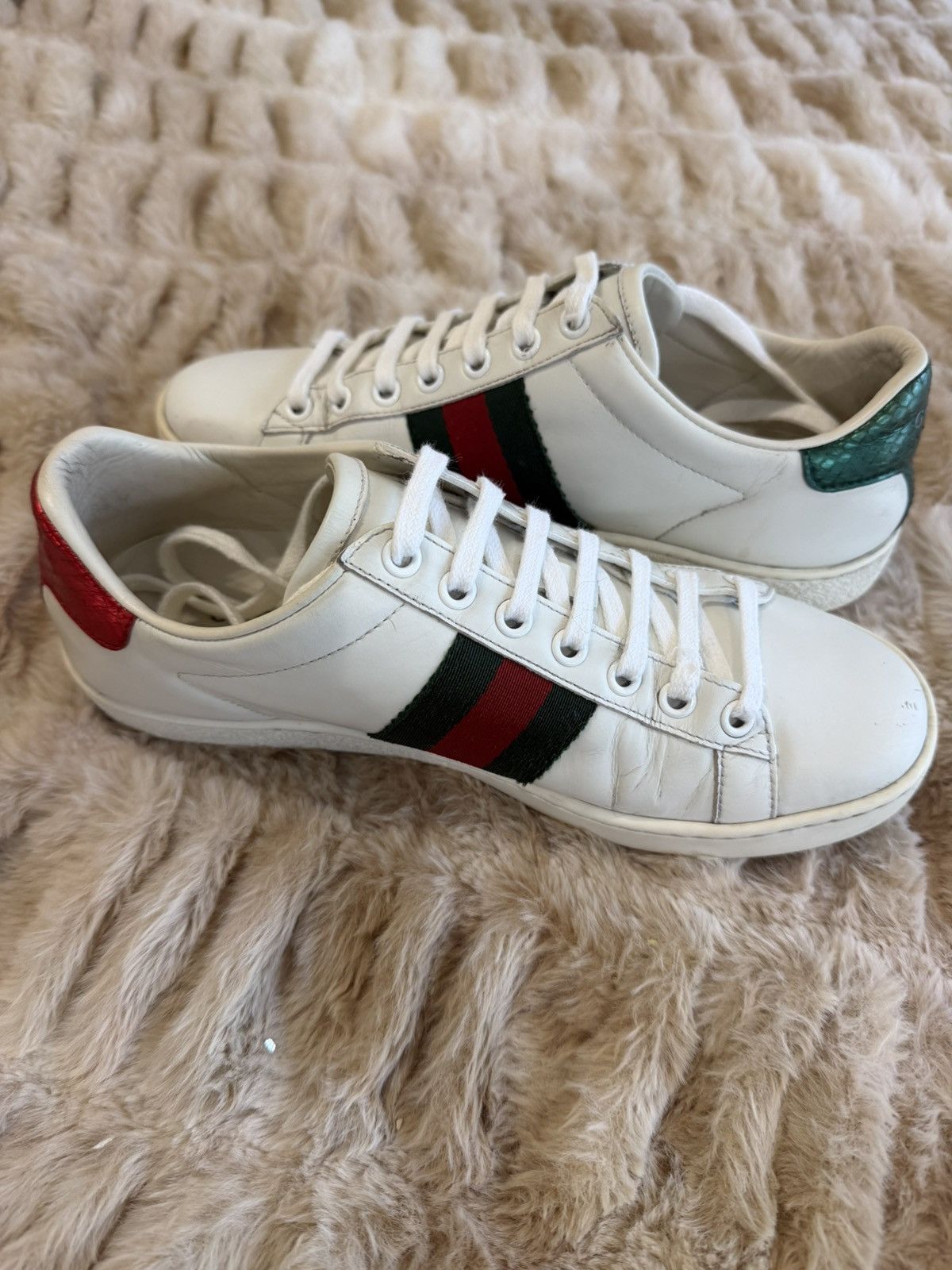 Gucci Women's Gucci Ace sneaker with bee Size US 6 / IT 36 - 3 Thumbnail