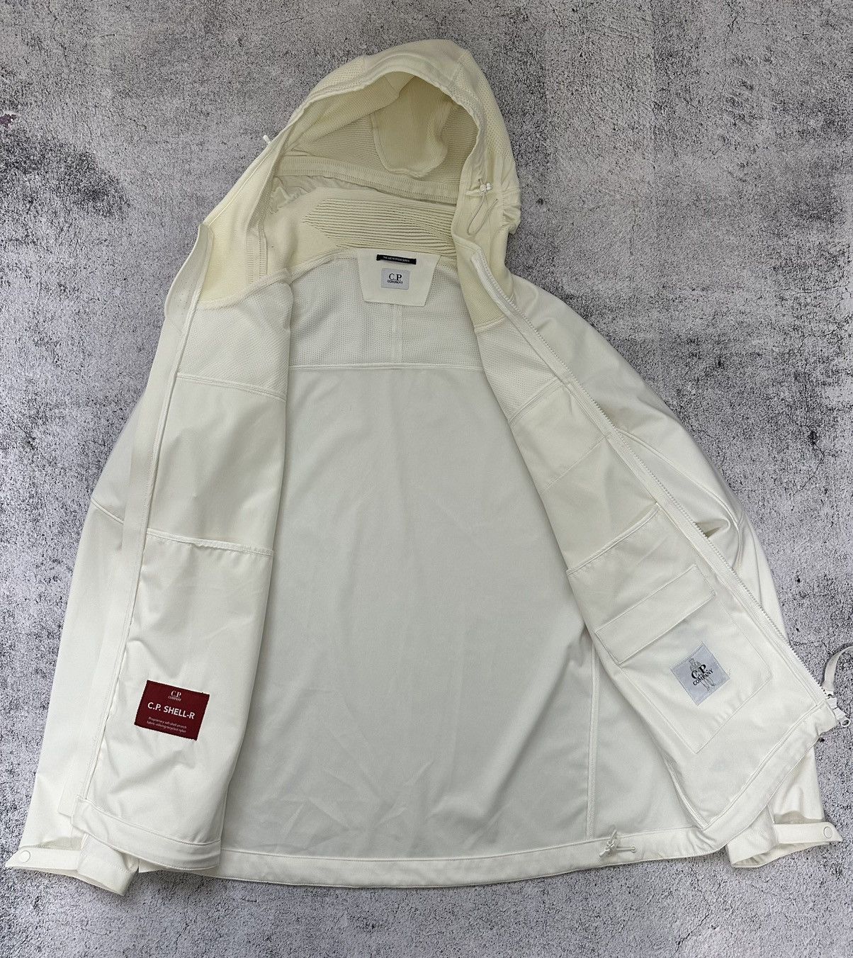 C.P. Company C.P. Company Metropolis Hooded Jacket Men's White Size US L / EU 52-54 / 3 - 11 Thumbnail
