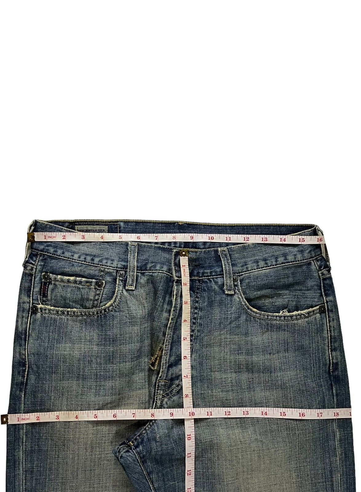 Abercrombie & Fitch Vintage Abercrombie Mud Wash Distressed Bootcut Jeans Size US 31 - 10 Thumbnail