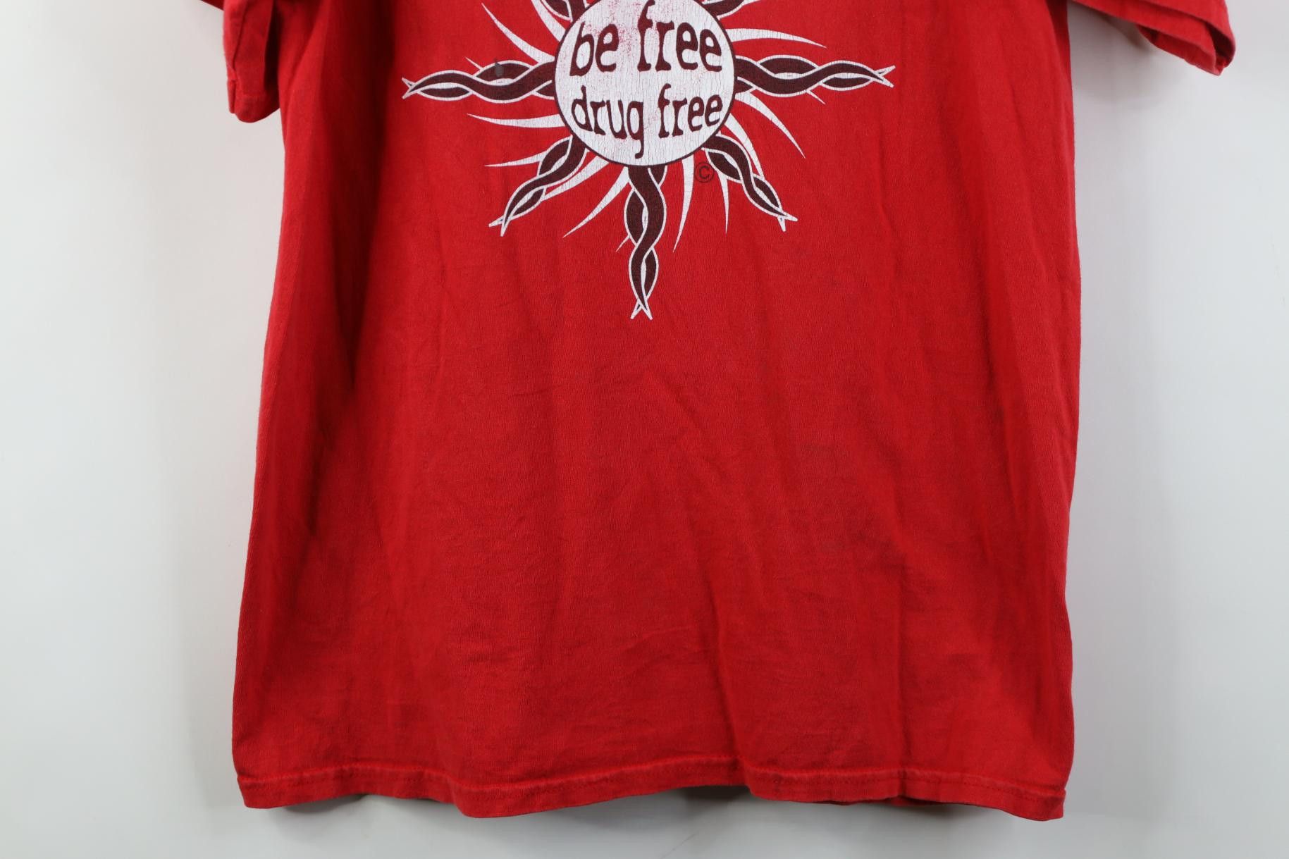 Vintage Vintage Y2K Streetwear Tribal Sun Be Free Drug Free T-Shirt Size US M / EU 48-50 / 2 - 3 Thumbnail