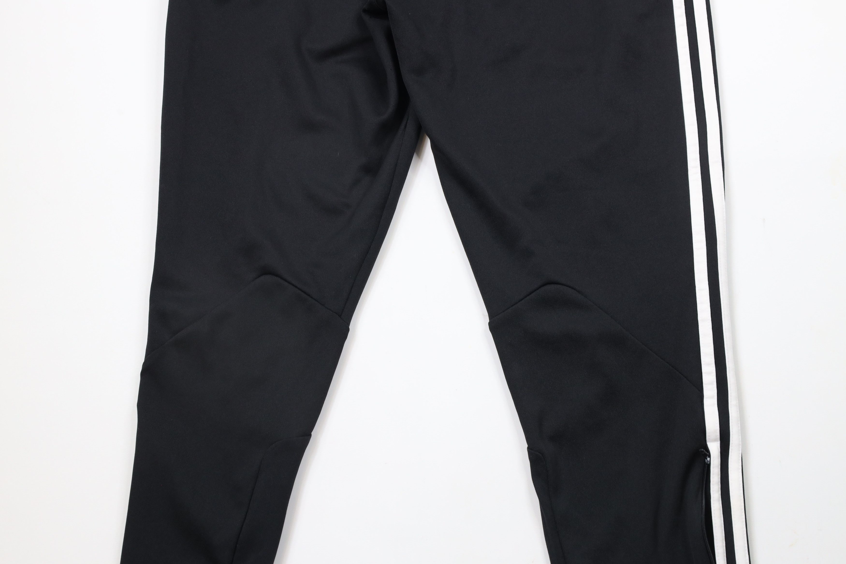 Adidas × Vintage Vintage Adidas Striped Tapered Leg Soccer Warm Up Pants Size US 34 / EU 50 - 10 Thumbnail