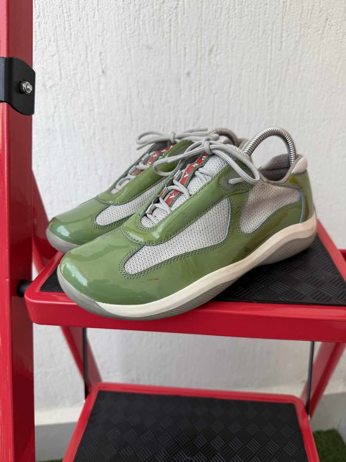 Prada America cup patent leather trainers Size US 8 / IT 38 - 5 Thumbnail