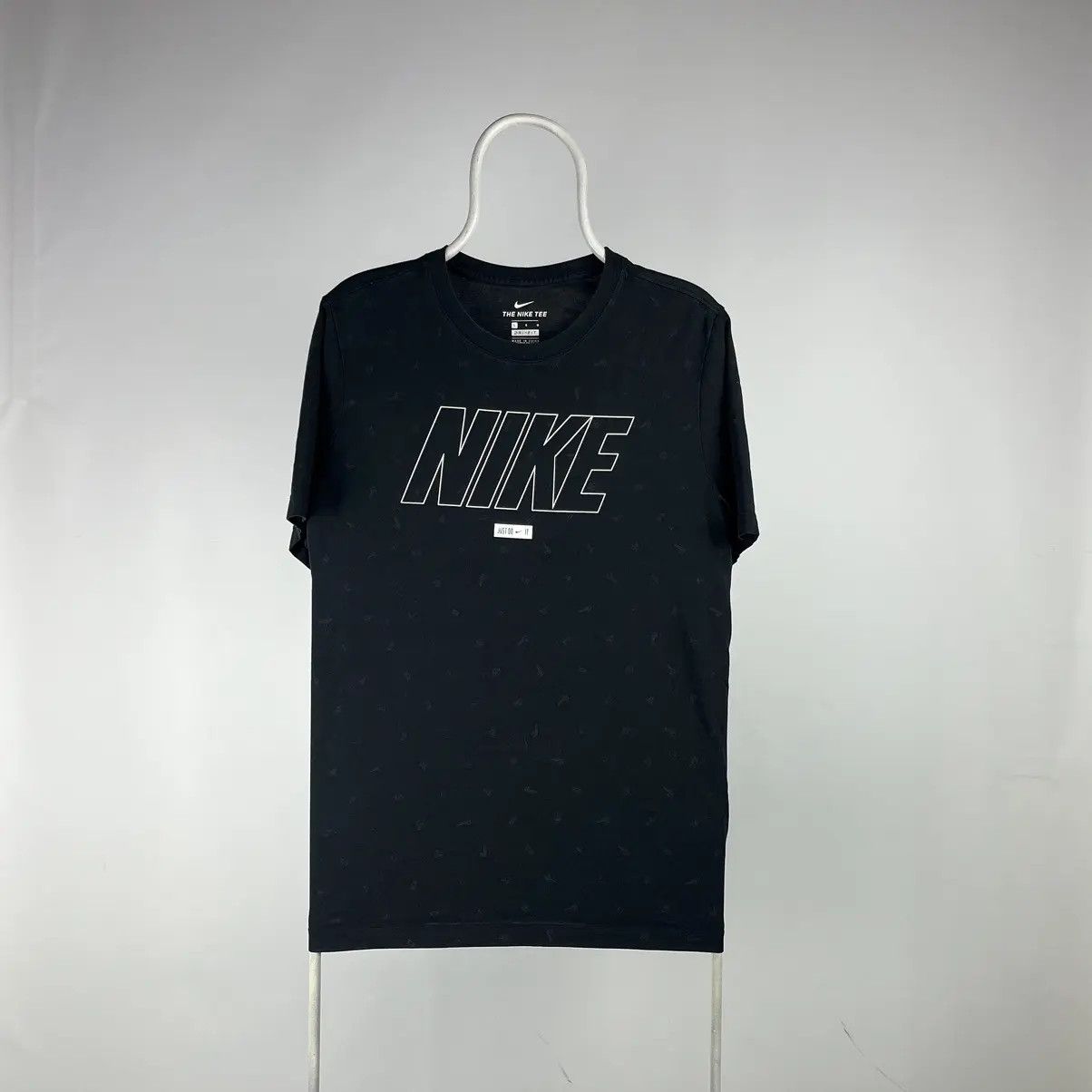 Nike Nike T-shirt box logo multi logo size Large Size US L / EU 52-54 / 3 - 1 Thumbnail