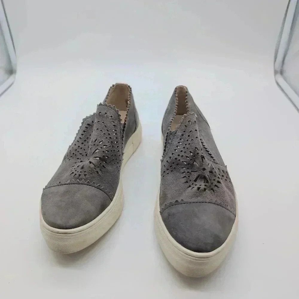 Seychelles Seychelles Women's So Nice Fashion Sneaker suede Leather Size US 8 / IT 38 - 3 Thumbnail