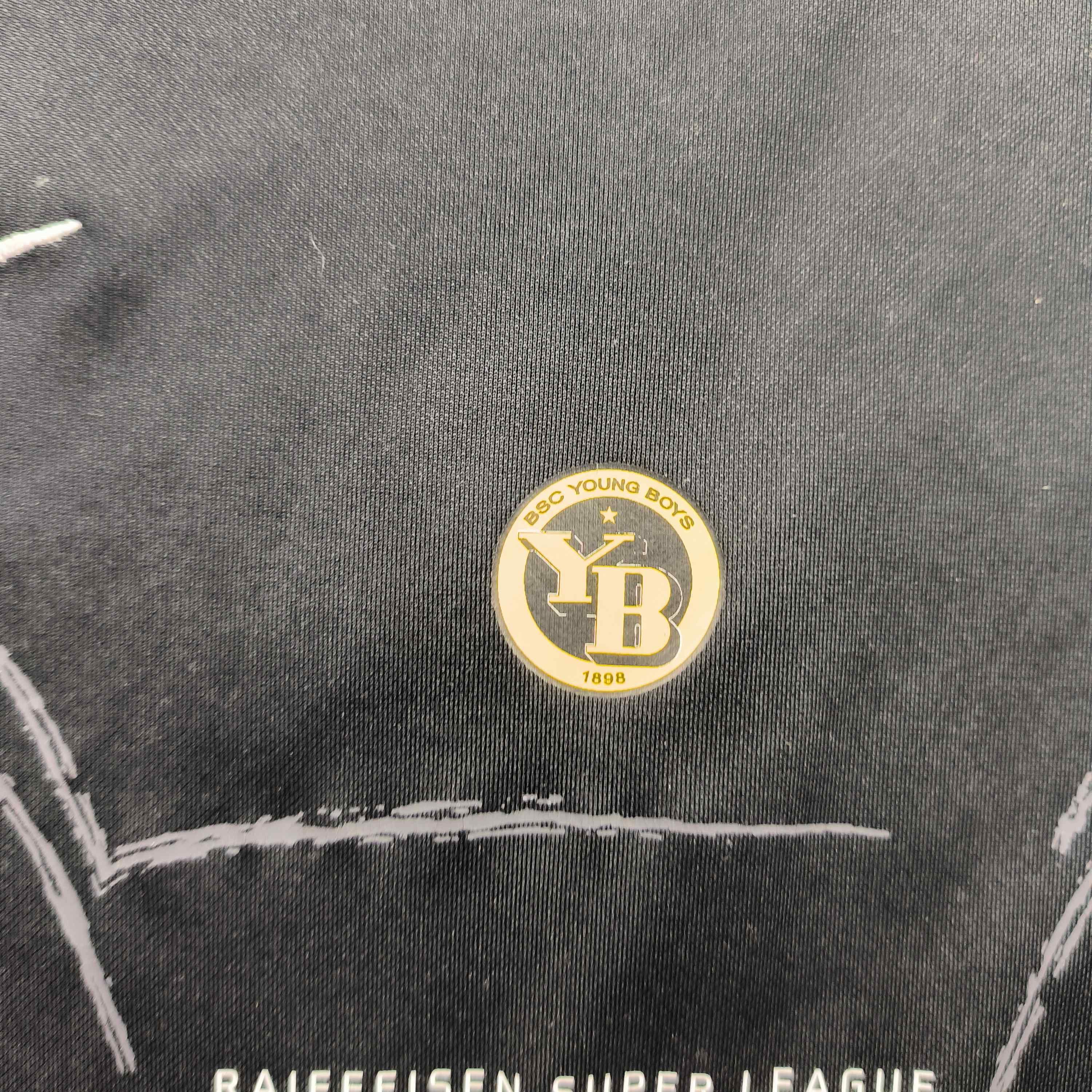 Nike Young Boys 2019 Nike Meister tee shirt #13 size XL Size US XL / EU 56 / 4 - 4 Thumbnail