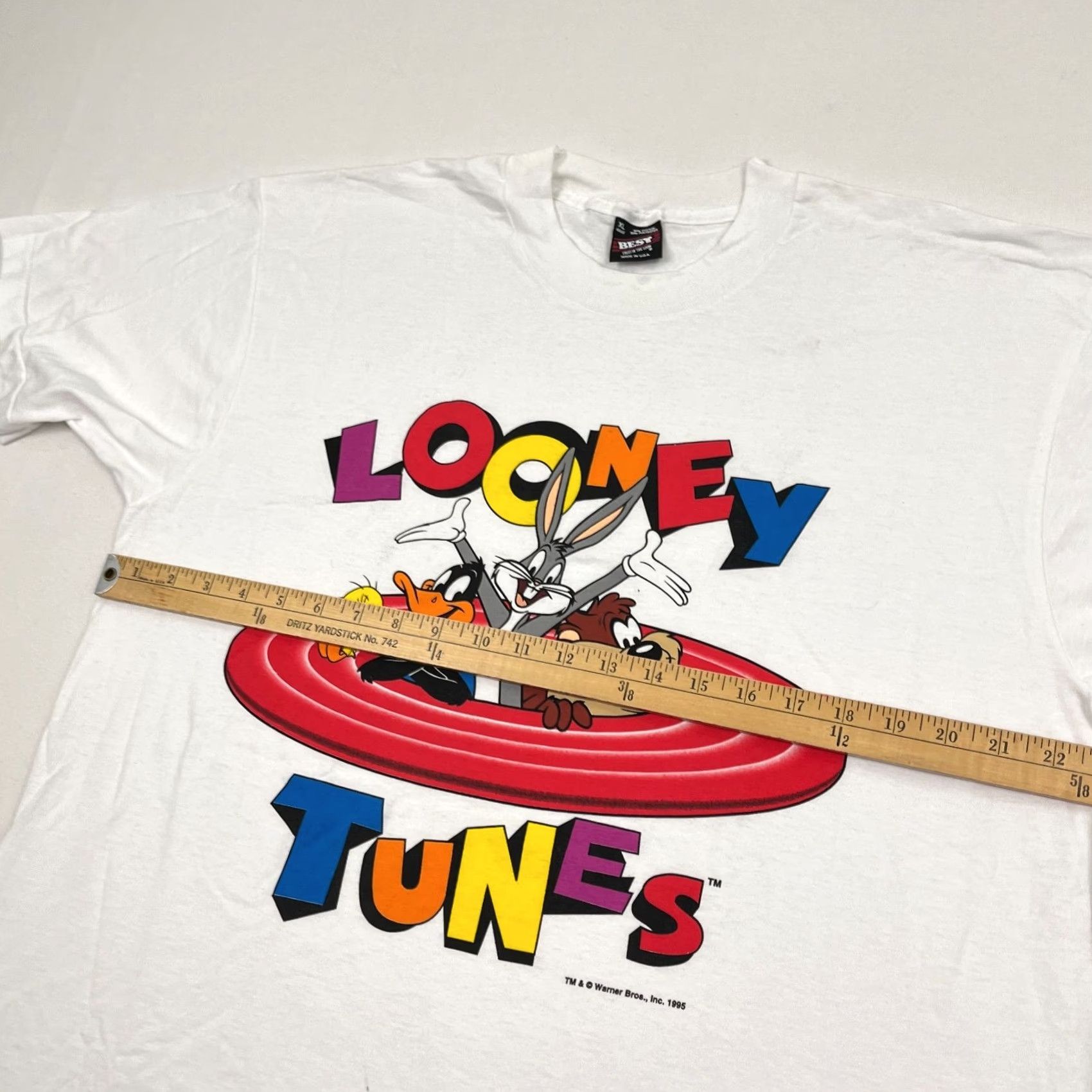 Fruit Of The Loom VINTAGE Looney Tunes Shirt Adult XL Bugs Bunny Taz Devil Tweety Daffy 90s Graphic Print White Nike? Size US XL / EU 56 / 4 - 6 Thumbnail