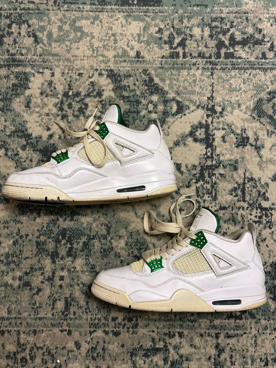 Jordan Brand Air Jordan Retro Green Metallic Size US 10 / EU 43 - 1 Thumbnail