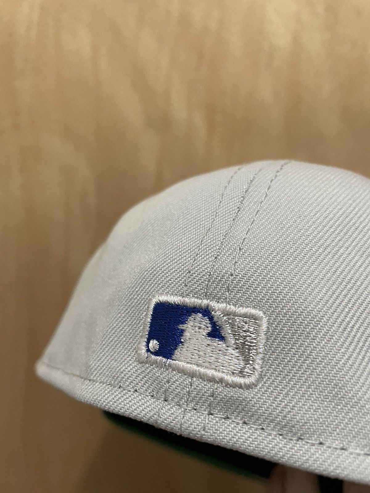 New Era Myfitteds Los Angeles dodgers 1984 Olympic patch size 7 3/4 Size ONE SIZE - 6 Thumbnail