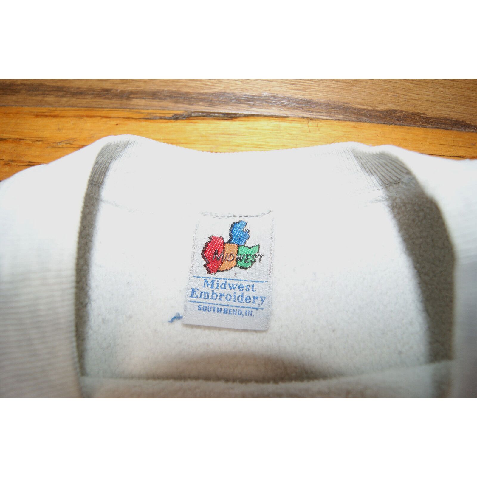 Fruit Of The Loom VTG ILLINOIS FIGHTING ILLINI L Sweatshirt Heavy USA Spell Size US L / EU 52-54 / 3 - 3 Thumbnail