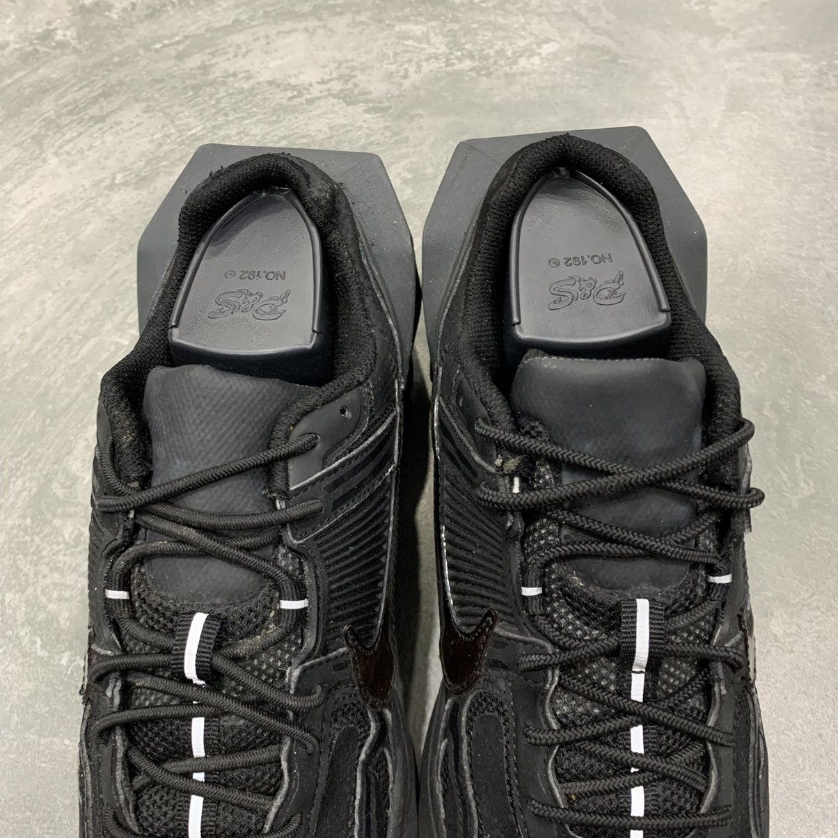 A-COLD-WALL* × Nike Nike Zoom Vomero 5 A Cold Wall Black Size US 7 / EU 40 - 4 Thumbnail