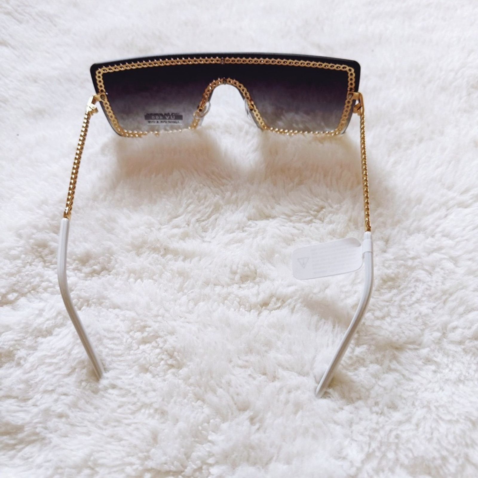 Other Christine Black Two Tone w/ White Chain Shield Sunglasses Size ONE SIZE - 8 Thumbnail