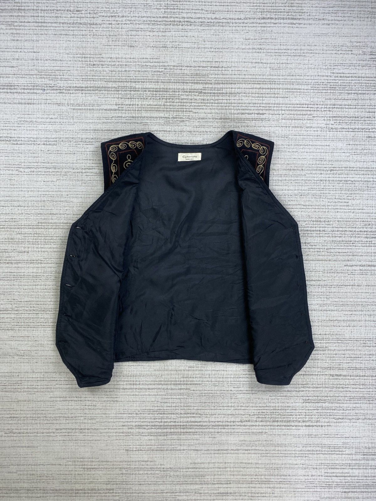 Japanese Brand × Vintage Vintage Eptemete Flower Embroidered Art Black Vest Size US M / EU 48-50 / 2 - 5 Thumbnail
