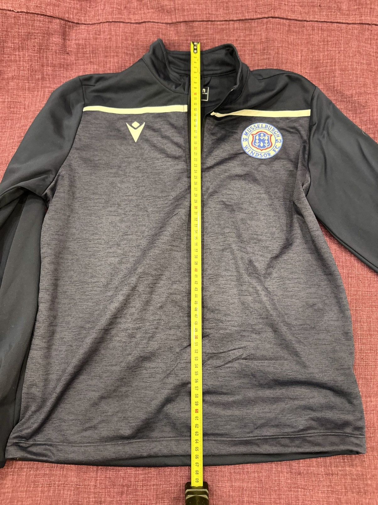 Designer × Macron Windsor FC Macron Training 1/4 Zip Size US S / EU 44-46 / 1 - 4 Thumbnail